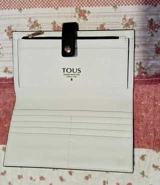 Cartera Tous verde con estampado
