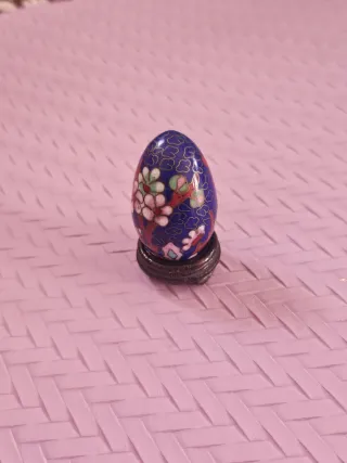 Mini uovo orientale vintage con supporto