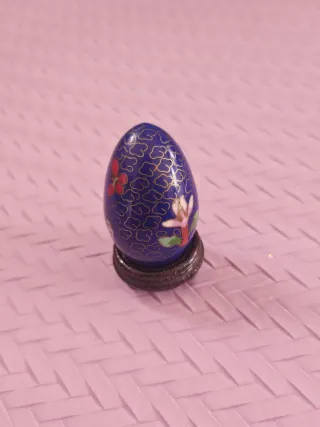 Mini uovo orientale vintage con supporto