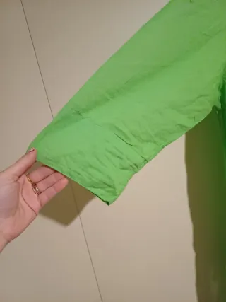 Vestito estivo verde con ricami