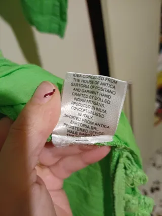 Vestito estivo verde con ricami