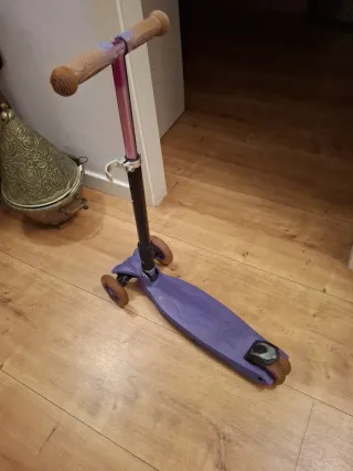 Patinete infantil 3Style morado ajustable