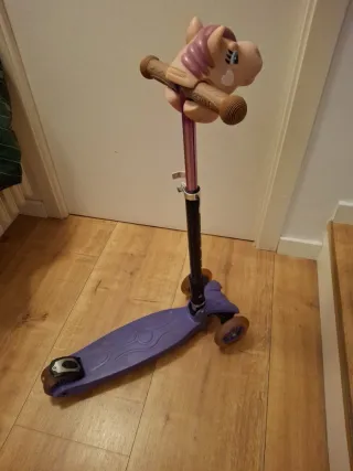 Patinete infantil 3Style morado ajustable