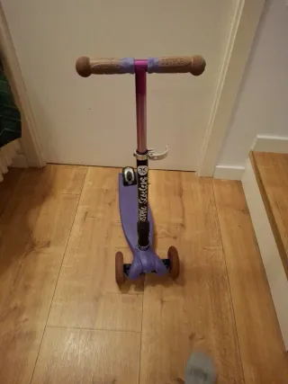 Patinete infantil 3Style morado ajustable