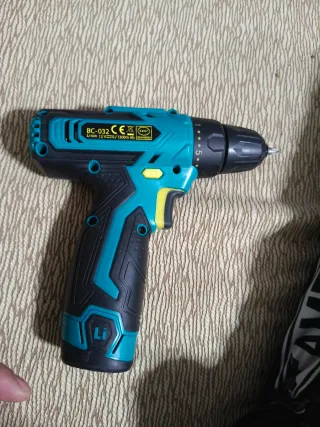 Taladro a batería BC-032 Li-ion 12V