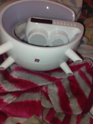 Altavoz cargador despertador base inalámbrica