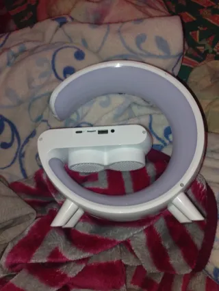 Altavoz cargador despertador base inalámbrica