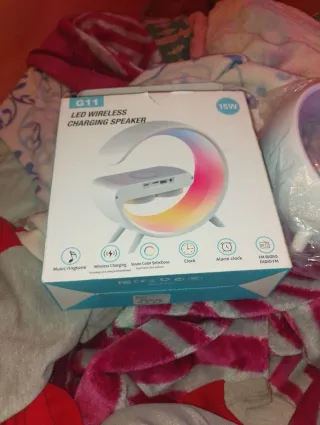 Altavoz cargador despertador base inalámbrica