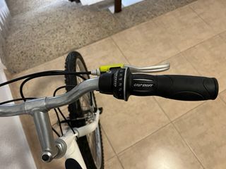 Bicicleta B'Twin Blanca