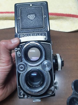 Cámara Rolleiflex Carl Zeiss Planar 75mm f/3.5