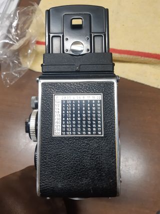 Cámara Rolleiflex Carl Zeiss Planar 75mm f/3.5