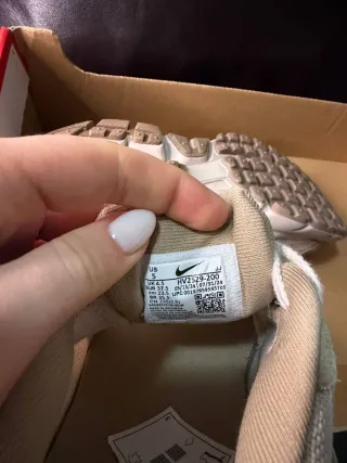 Nike Zoom Vomero 5 Beige/Bianco