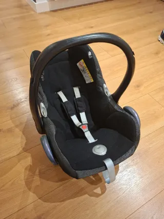 Maxi-Cosi Silla Bebé Coche Negra