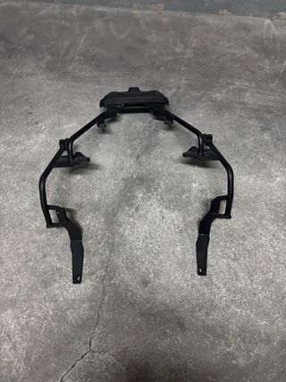 Soporte Maletas Shad Laterales y trasera ak 550