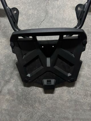 Soporte Maletas Shad Laterales y trasera ak 550