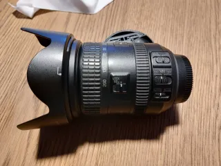 Objetivo Nikkor 18-200mm