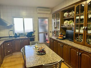 Muebles de cocina madera y piedra