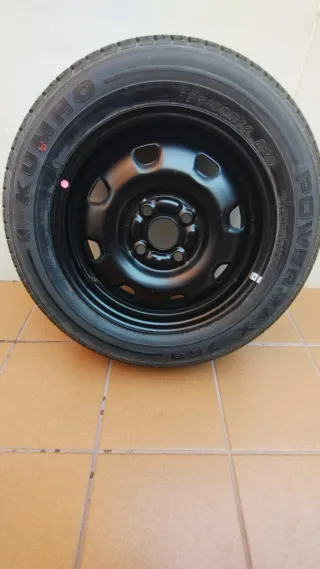 Rueda completa con llanta Hyundai
