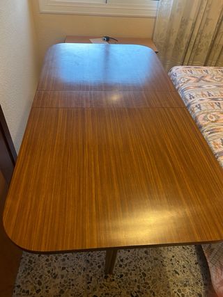 Mesa plegable de madera