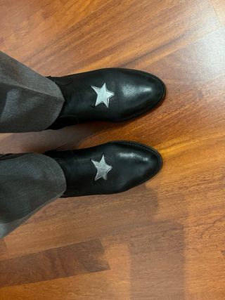 Stivaletti neri texano con stelle argento