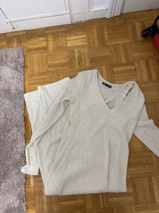 Vestido largo ZARA escote pico