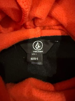 Sudadera chico Volcom negra y roja