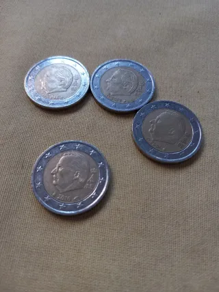 Moneda " rara" 2 Euros Bélgica 2008-2010.. 2,30