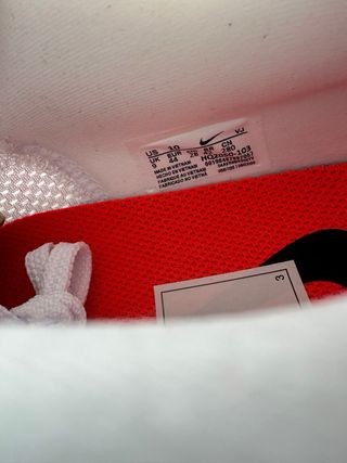 Nike Vomero Premium “White Red”