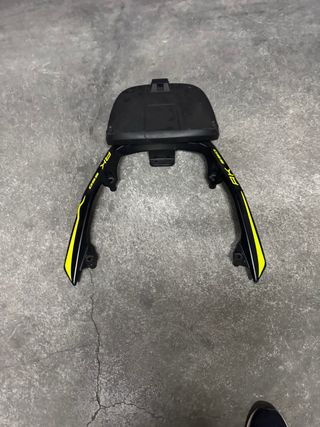 Soporte Maleta Trasera Kymco AK 550 Original