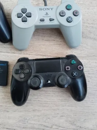 Lote mandos PS2 y accesorios