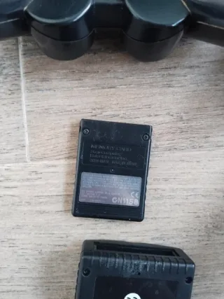 Lote mandos PS2 y accesorios