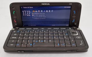 Nokia E90 Communicator Caja y Accesorios