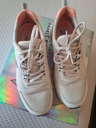 Zapatillas Skechers Crema Talla 40