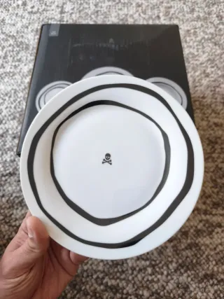 Vajilla Scalpers Porcelana Negra y Blanca