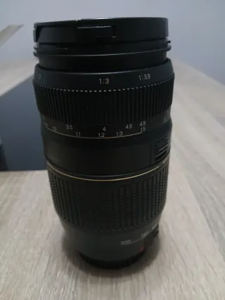 Objetivo Tamron AF 70-300mm F/4-5.6 Di Macro