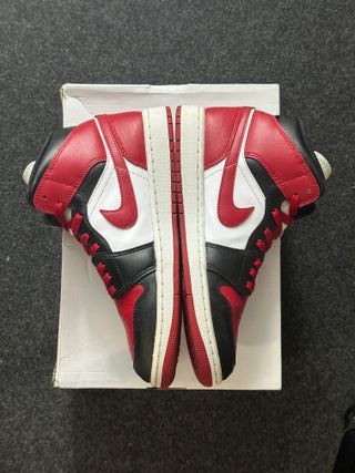 Nike Jordan 1 Mid Bred Toe Tg 40