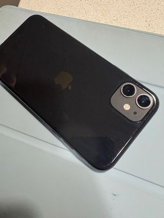 iPhone 11 + 10 fundas, auriculares orig