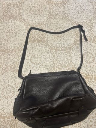 Bolso de piel marrón de Purificación García