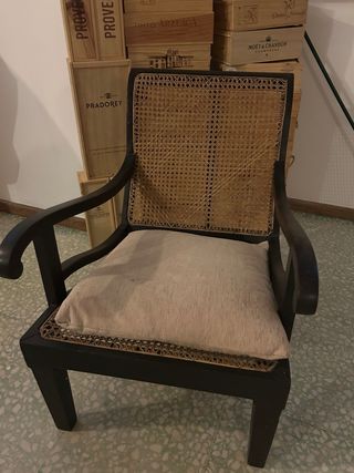 Butaca madera negra y mimbre tradicional
