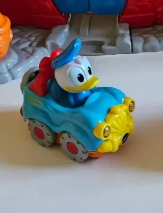 Coche Donald Vtech