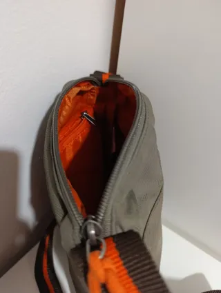 Bolso bandolera Nike verde y naranja