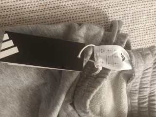 Pantalón Adidas Essentials French Terry Gris XL