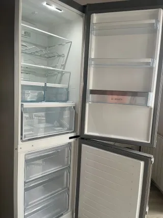 Nevera combi Bosch KGN36XI4P No Frost