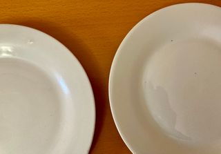 5€ por conjunto de 12 platos pequeños