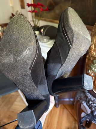 Botas altas castañer negras 40