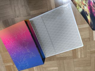 Caja Ultra Premium Charizard Pokémon