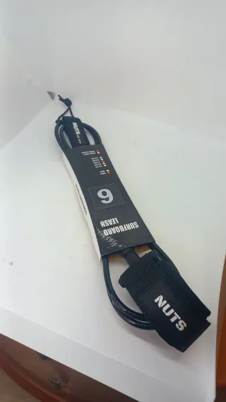 Leash Surf NUTS Negro 6'