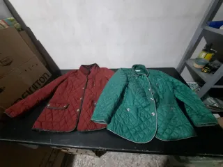 Lote de 2 Chaqueta acolchada verde y roja