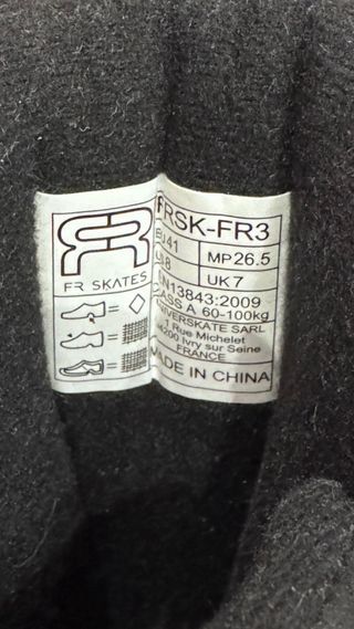 Patines en línea negros