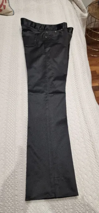 Pantalón satén tiro bajo marrón oscuro